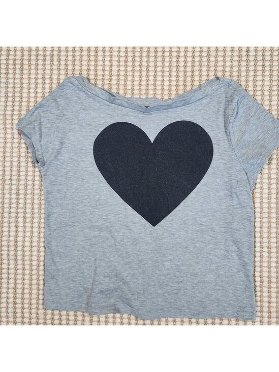 SHEIN Tops - SHEIN Heather Boat Neck Gray Short Sleeve Tee with Black Heart